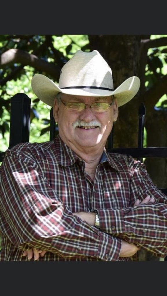 Lloyd Wayne Robbins Profile Photo