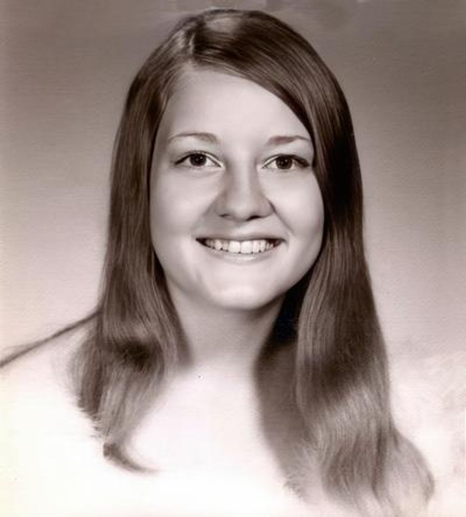 Lois Lynn Hoskins Walsh Profile Photo