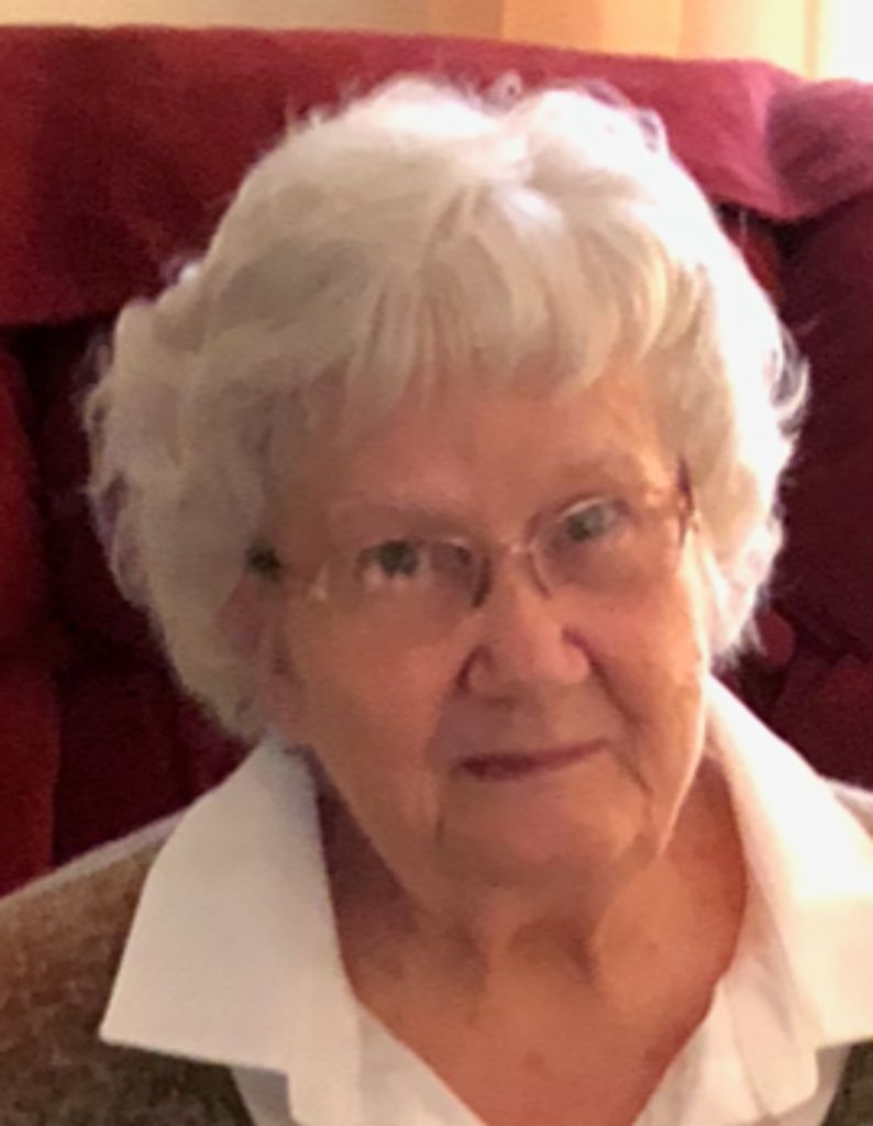 Leona Mae Jean Moore