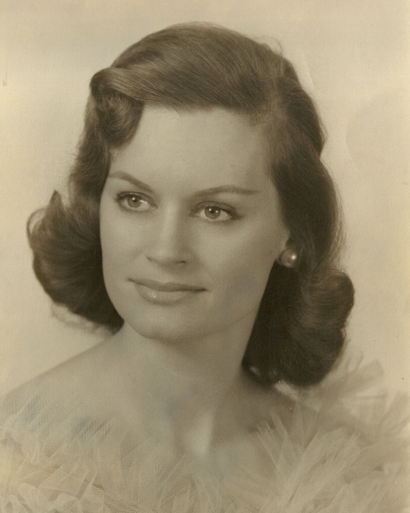 Mary Anne White Profile Photo