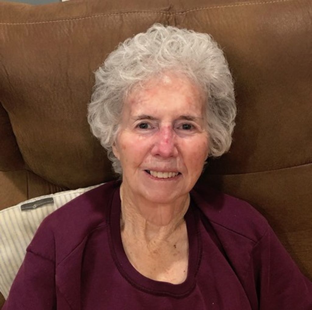 Cora Sue Luna Qualls Profile Photo