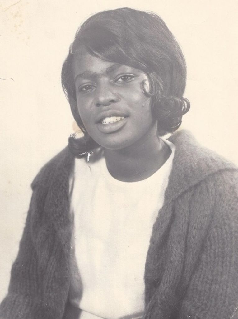 Darlene C Hummons