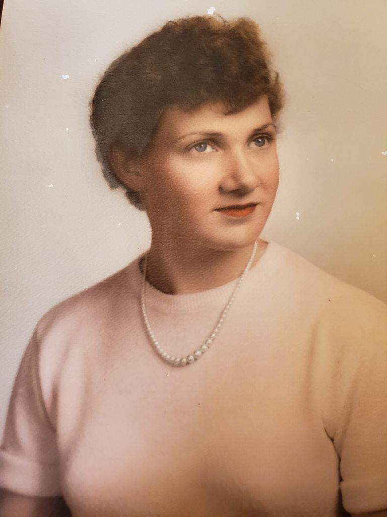 Ann Lora Lukens Profile Photo