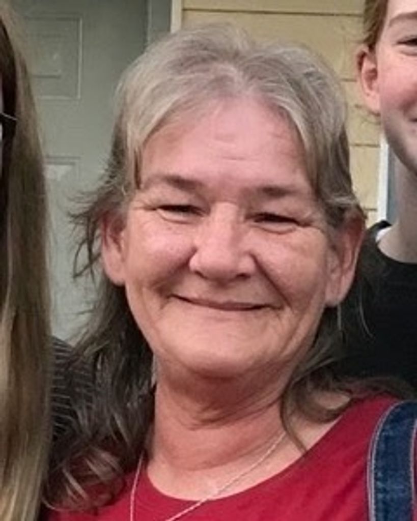 Suzanne Wade Profile Photo