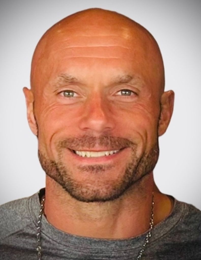 Derek J. Besgrove Profile Photo