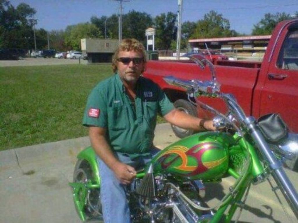 Vincent H. Segraves Profile Photo