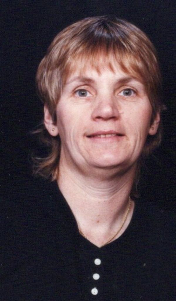 Susan Lynne Hanas Aveline