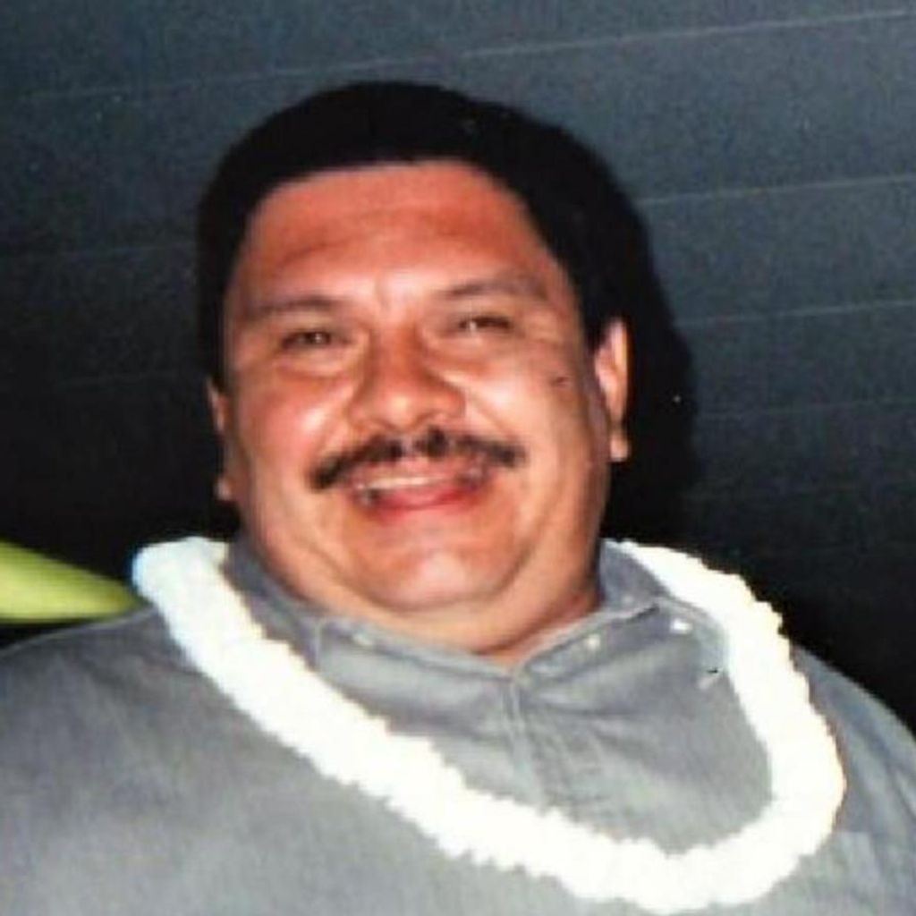 Louis Santa Cruz