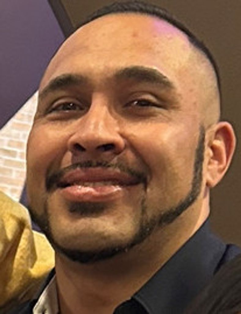 Michael Cruz Profile Photo