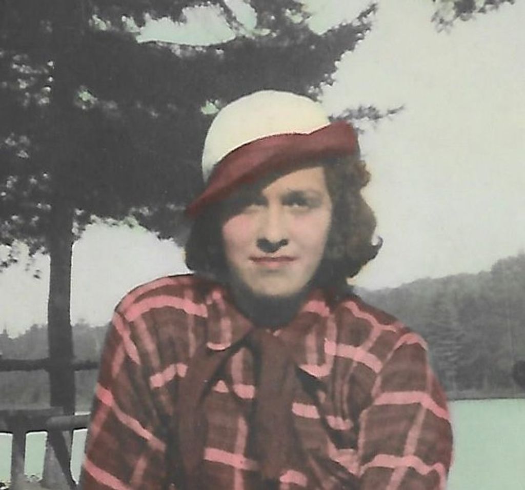 Helen Nasypany Profile Photo