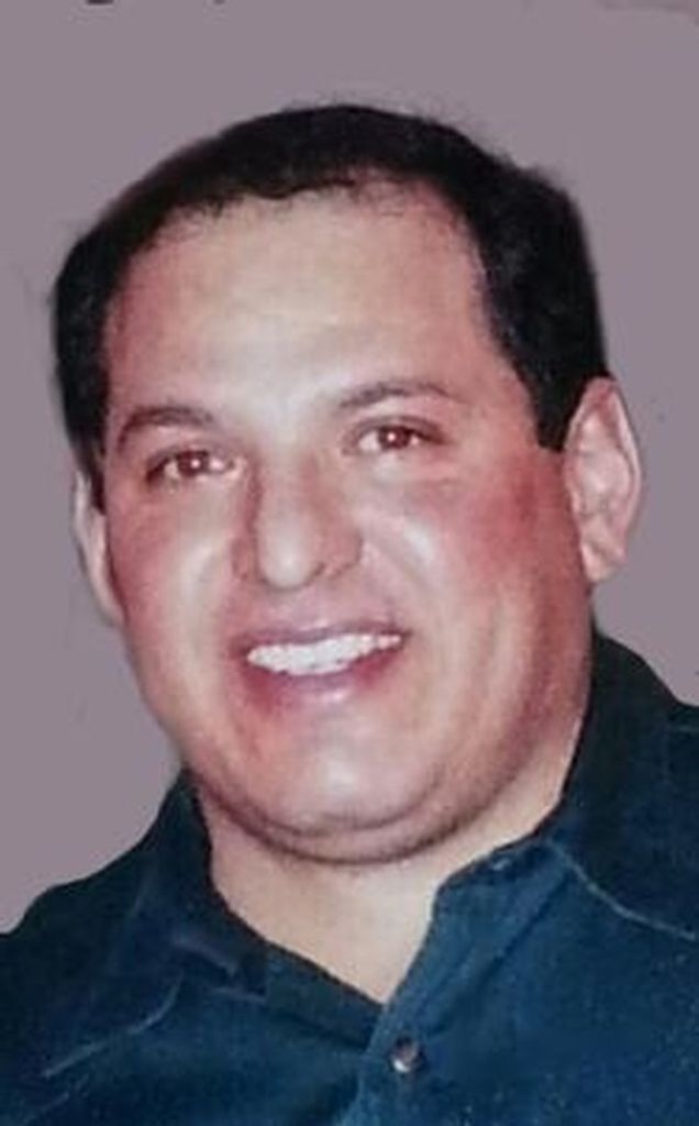 Eleazar Robledo Profile Photo