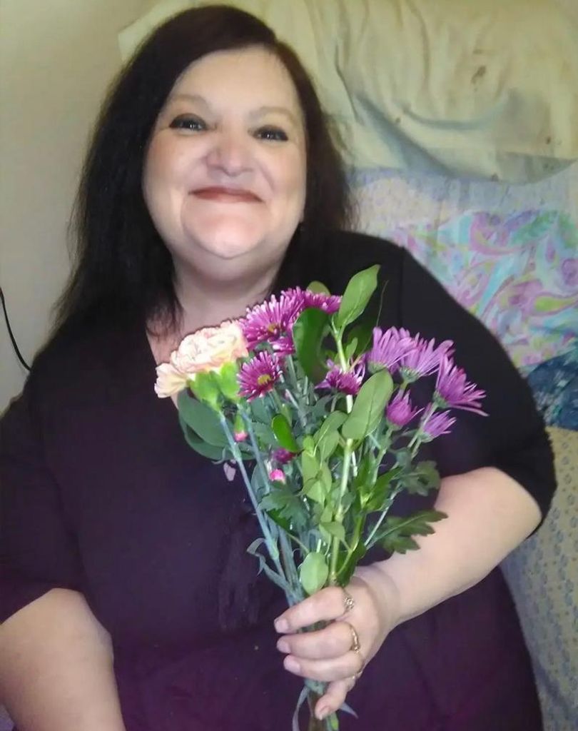 Rebecca Fay Nutt Profile Photo