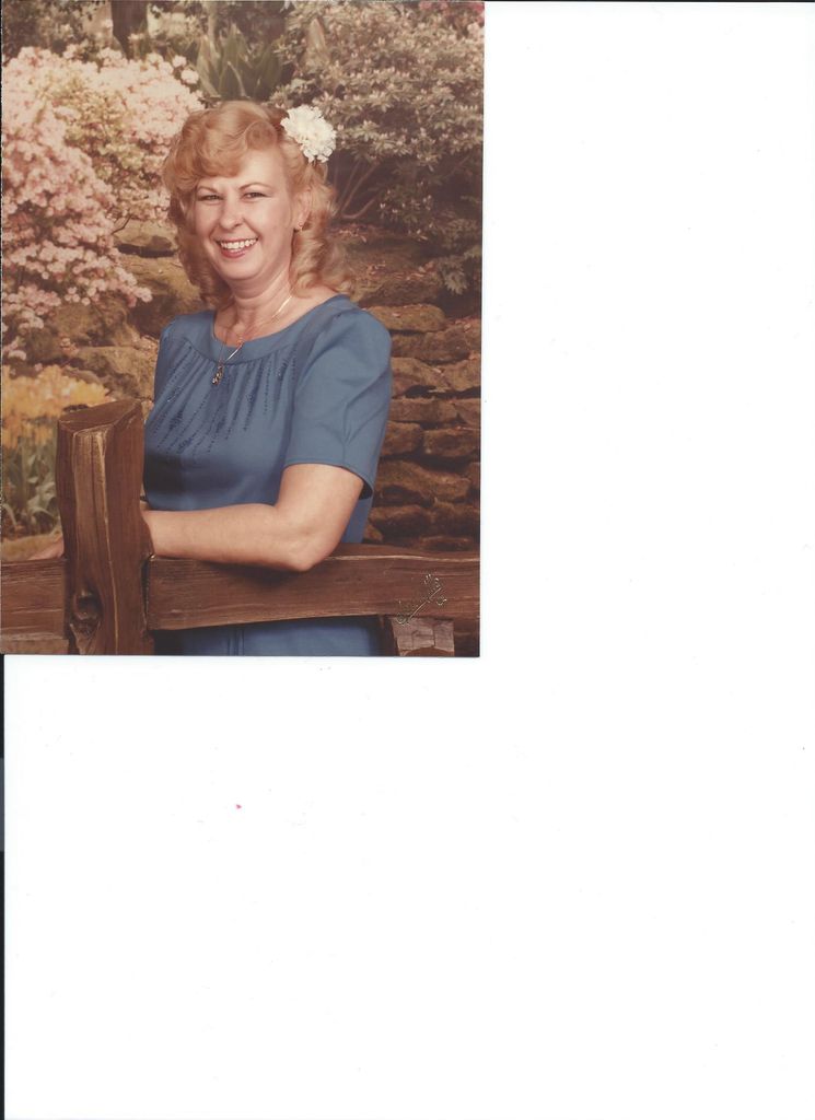 Joann Collins Profile Photo