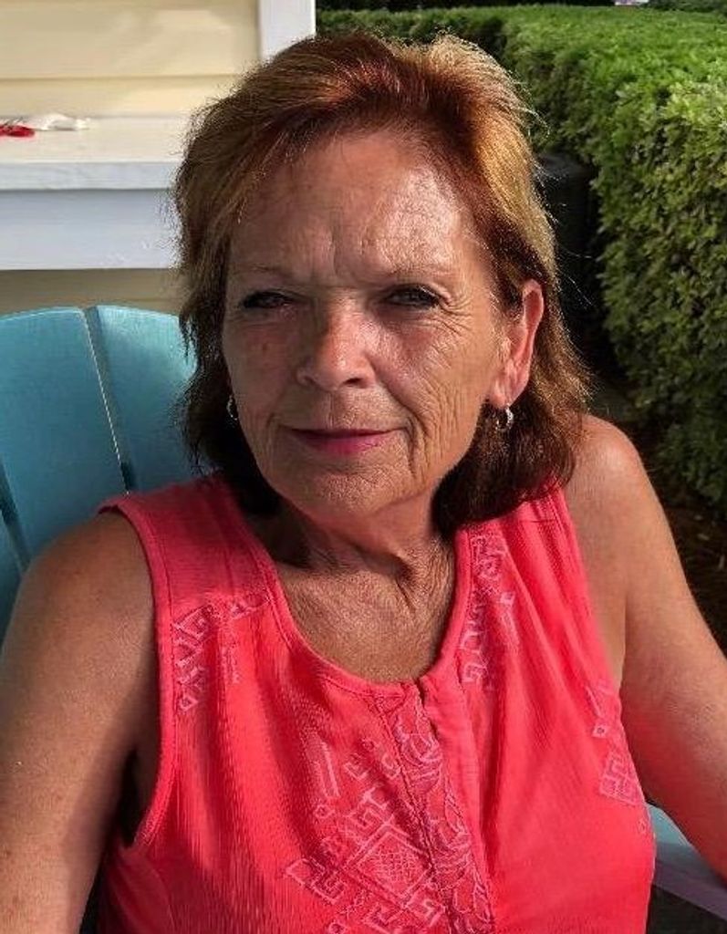 Marcie Lynn (Comer)  Woods