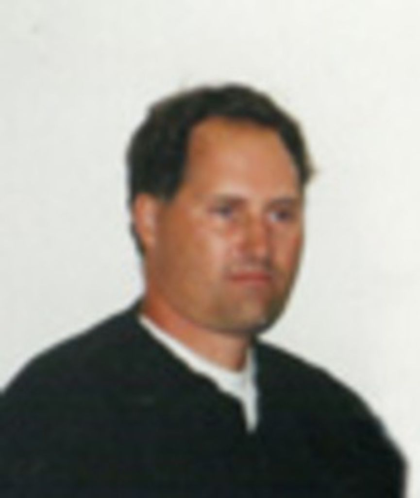 Kyle Robert Fowler Profile Photo