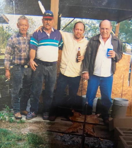 Roel Gutierrez de la Garza photo gallery thumbnail 40 of 41