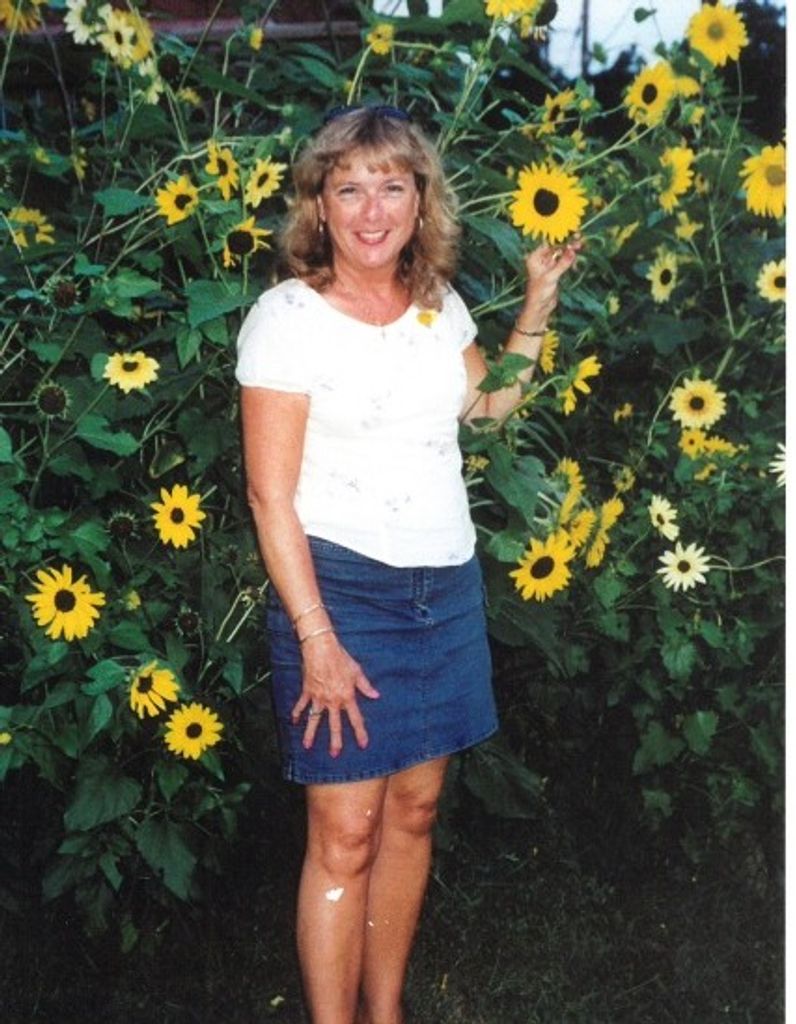 Joan Louise Milasich Profile Photo