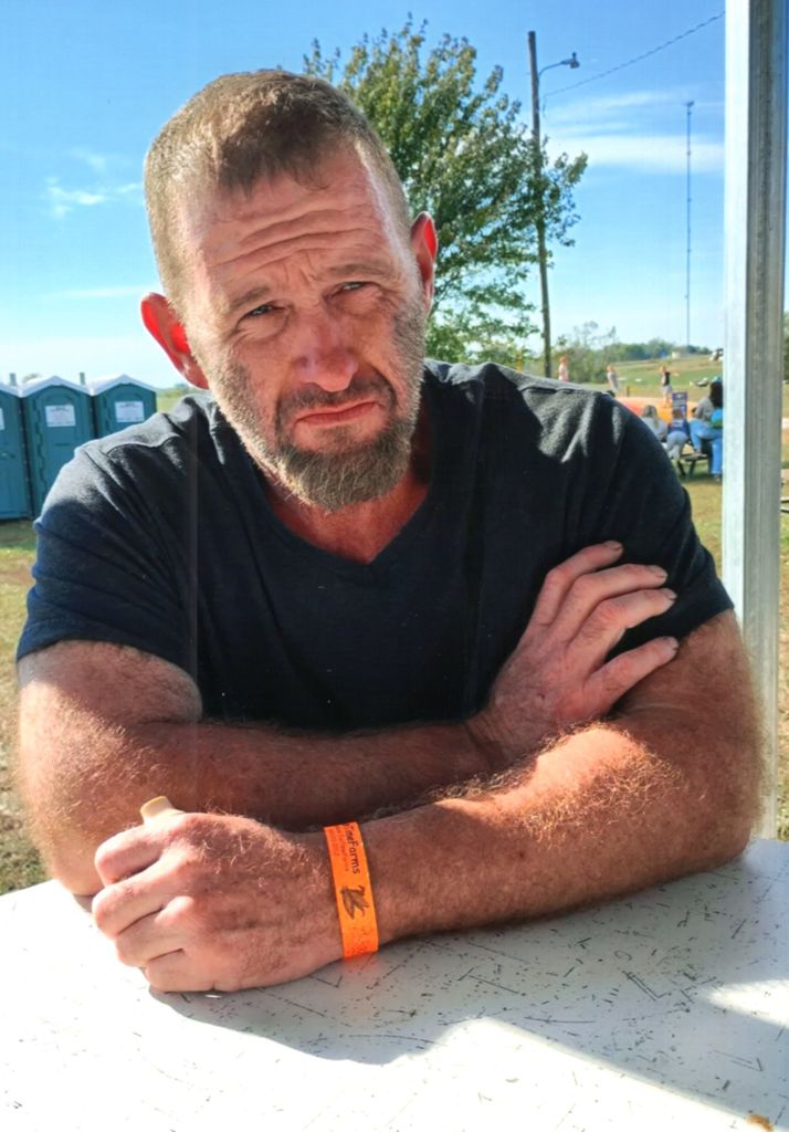 Roger Lee Melvin Profile Photo