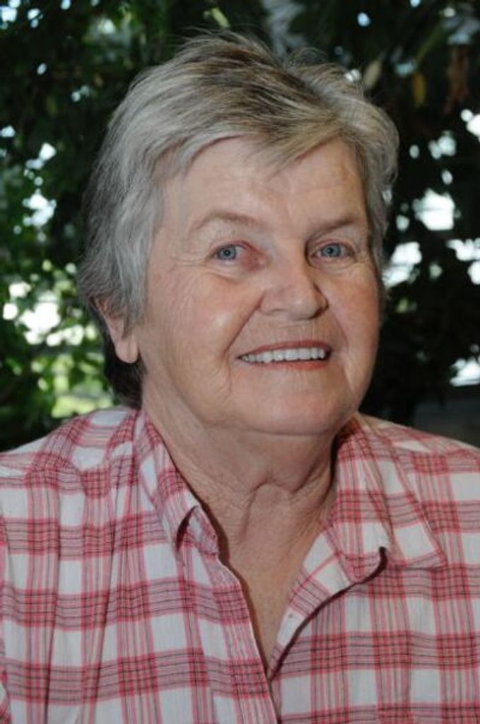 Daphne Donna Anderson Profile Photo