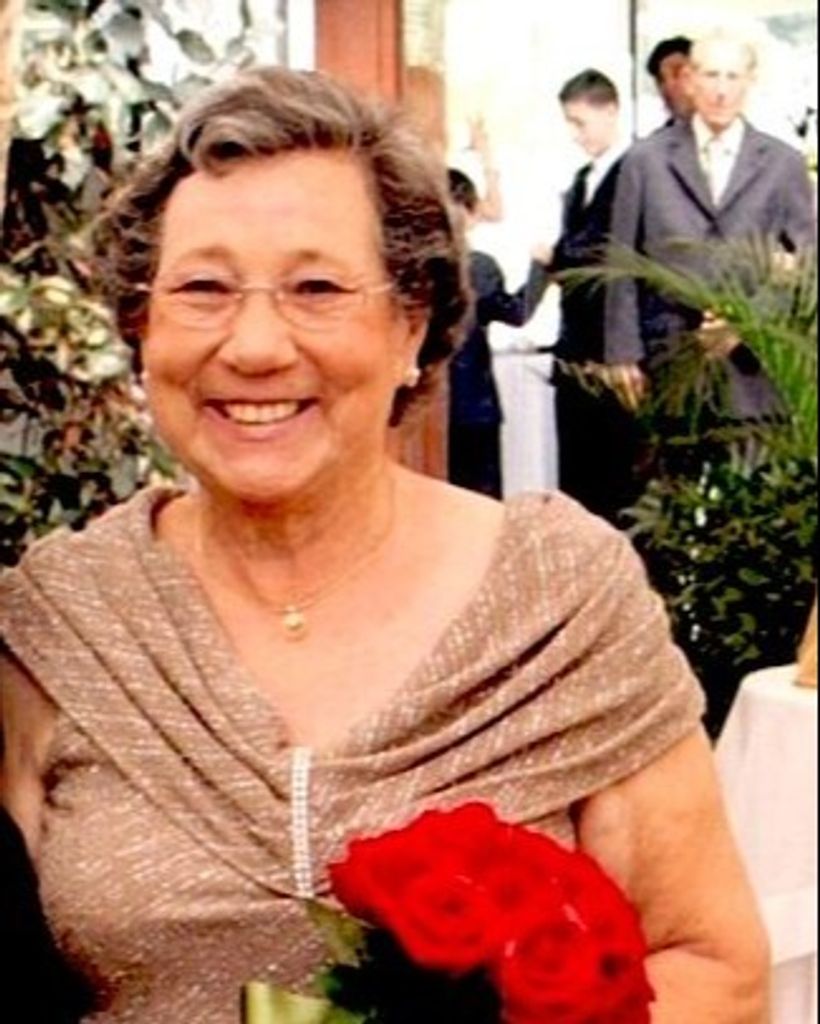Lucia Santos Silva Profile Photo