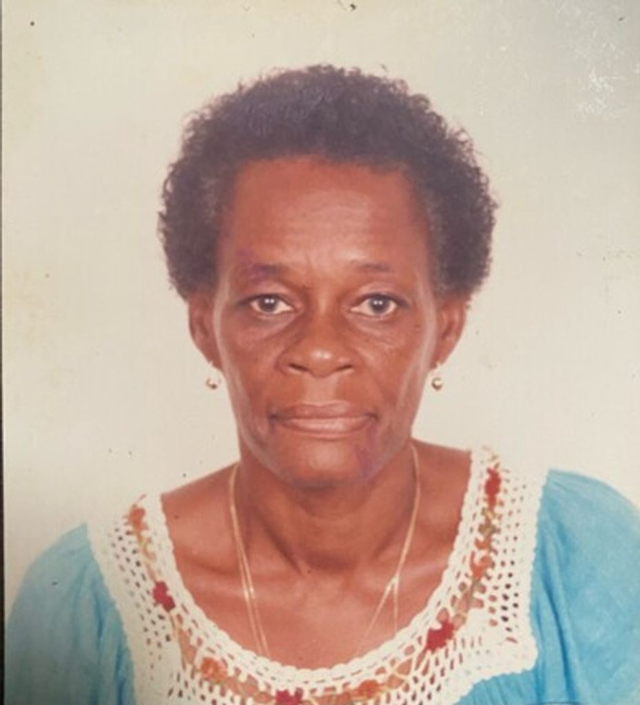 Dinnie Roselin Hamlet Profile Photo