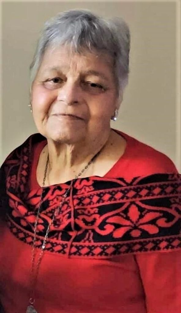 Alicia Luna Profile Photo