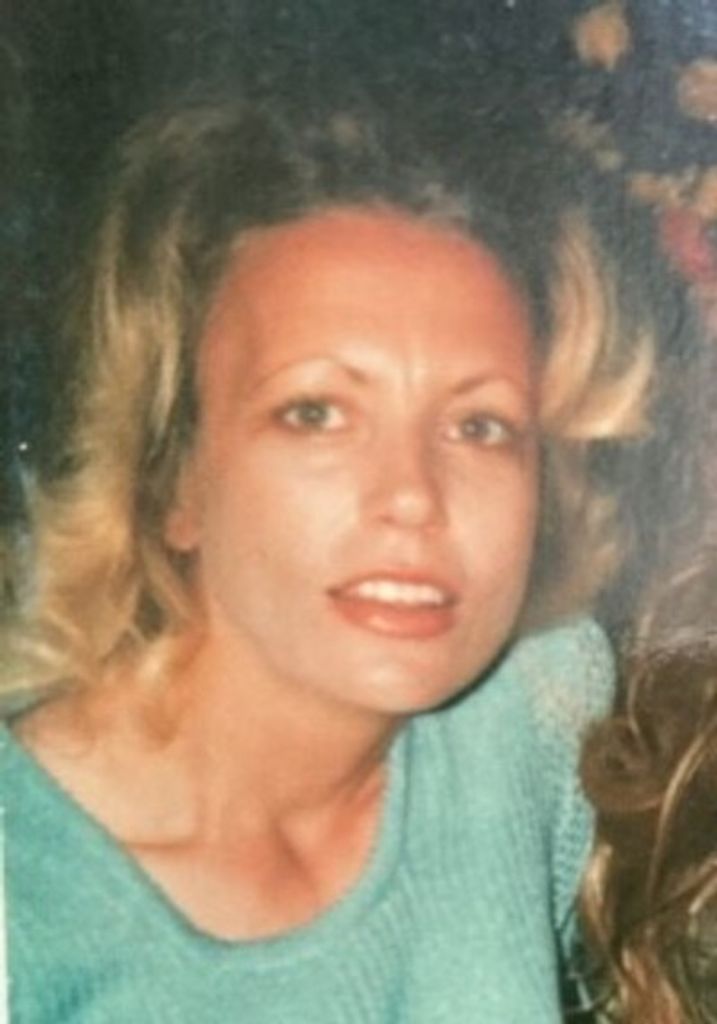 Gloria June Robison Profile Photo