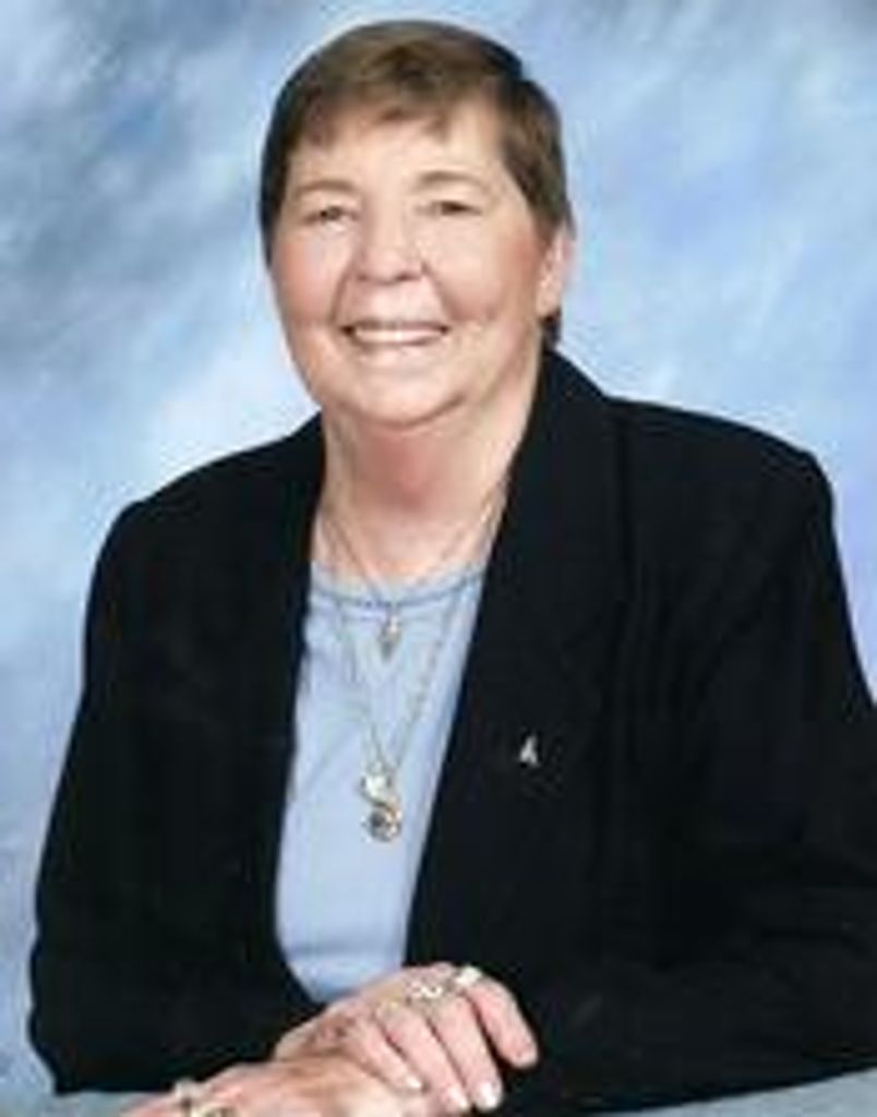 Helen (Ulrich) Woosley