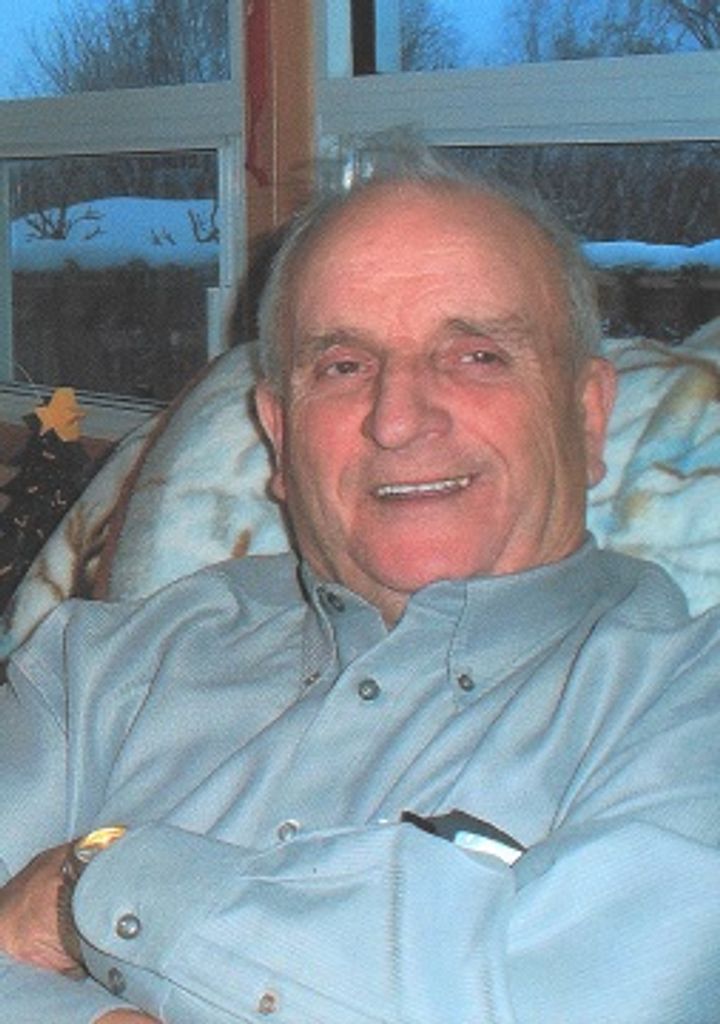 Oliver Thomas Hopkins Profile Photo