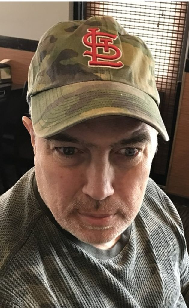 Michael Leonard Pogue Profile Photo