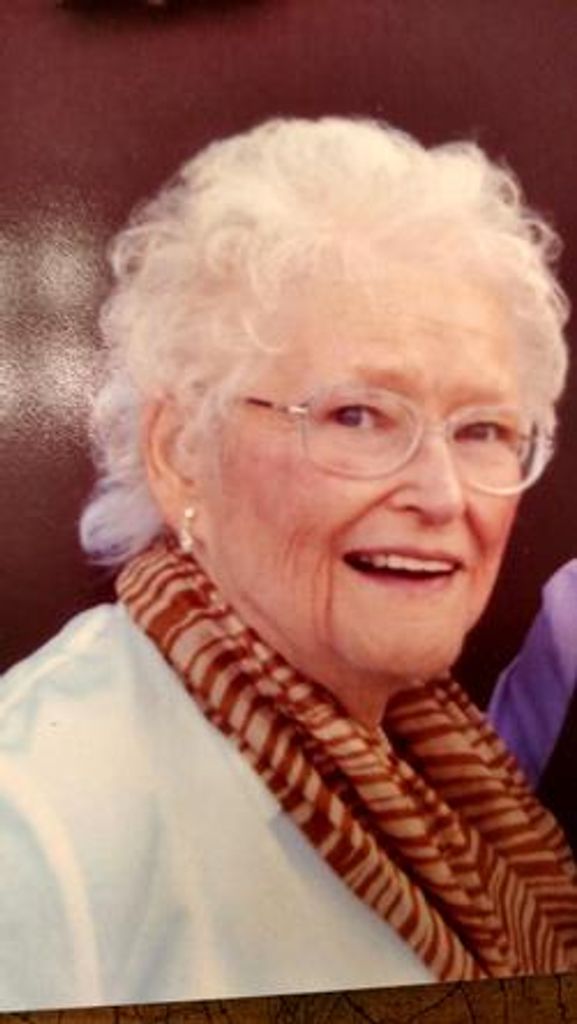 Maxine Luella Folk