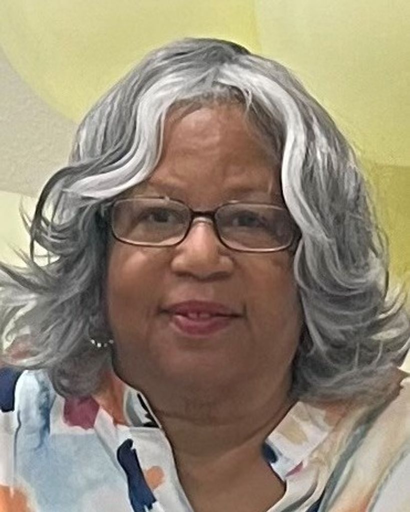 Renata Elizabeth McCarthy Profile Photo
