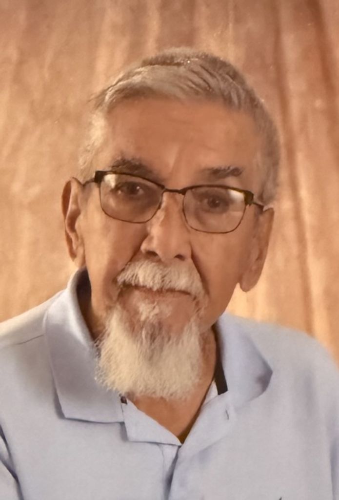 Anthony James Hollingsworth Profile Photo