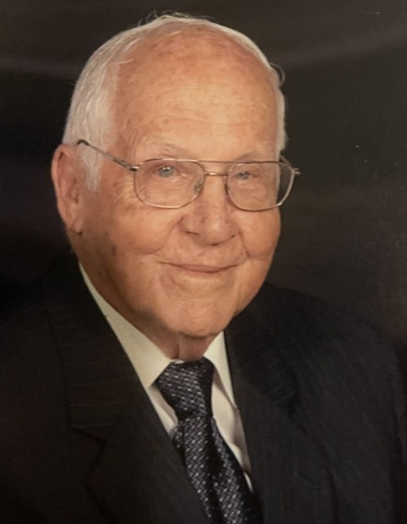 Emory Sayer Profile Photo