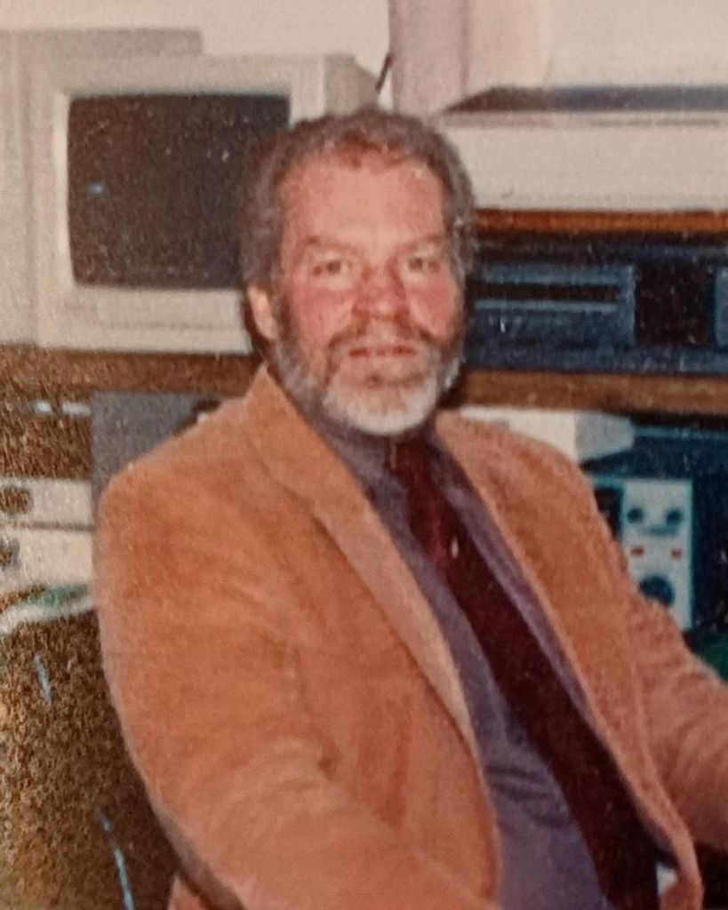 Doyle Wayne Hauschulz Profile Photo