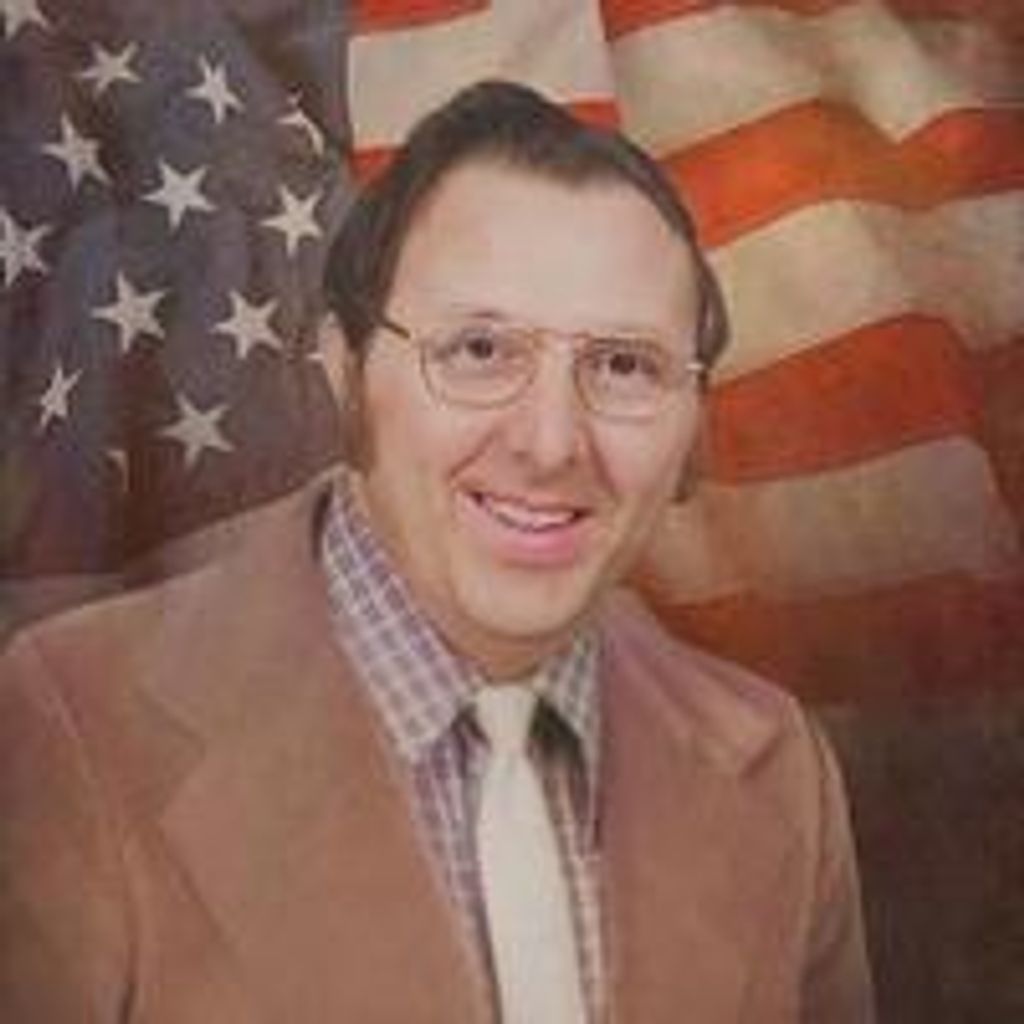 Lowell White Profile Photo