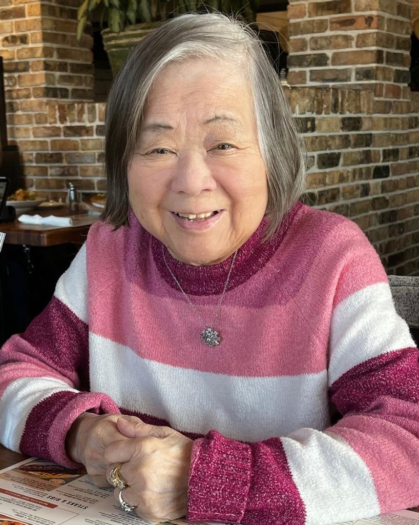 Toshiko "Toshy" Hillebrand Profile Photo