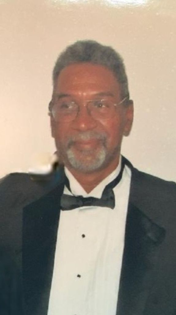 Milton Holmes Profile Photo