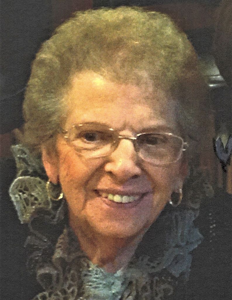 Ann V (Amato)  Sinicropi