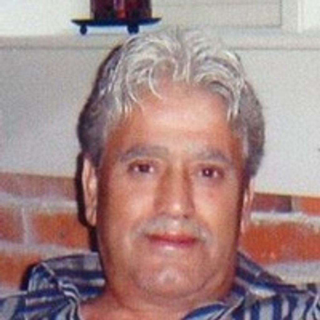 John  L. Oliveira