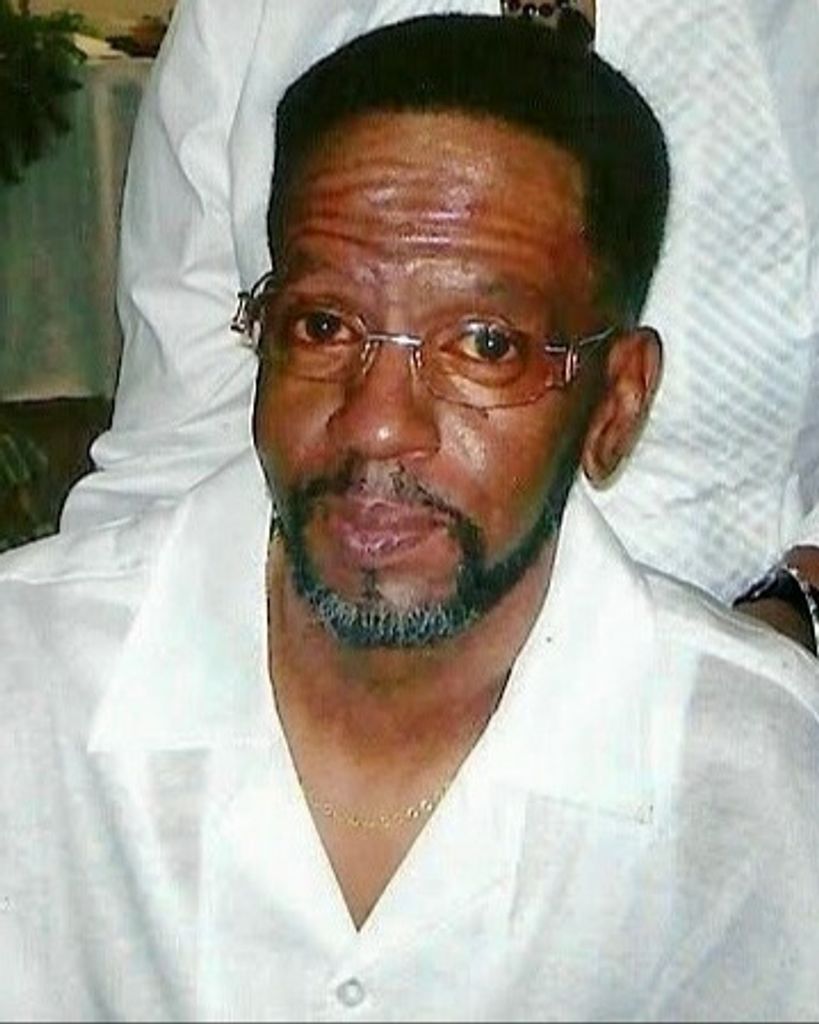 Jessie Wayne McHenry Profile Photo