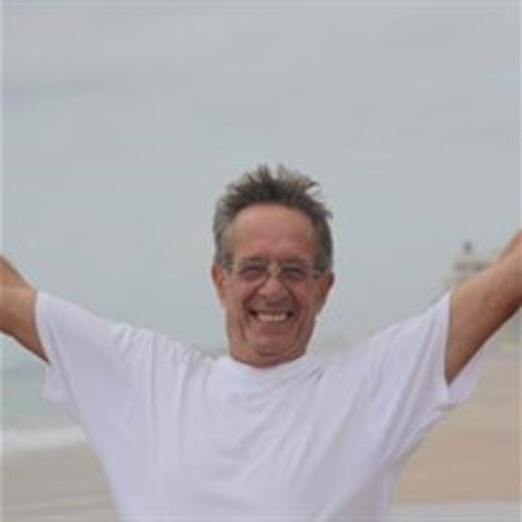 Daniel Stirling Profile Photo