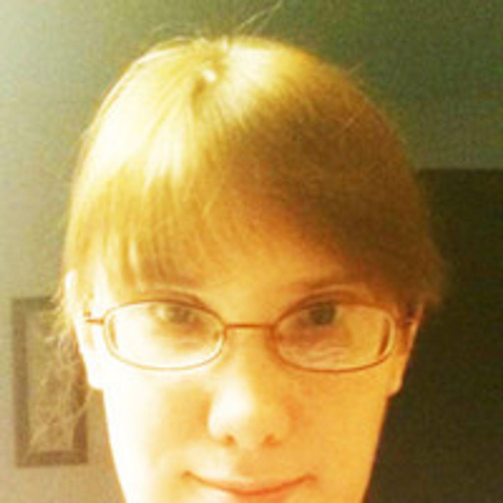 Amanda J. Roe Profile Photo