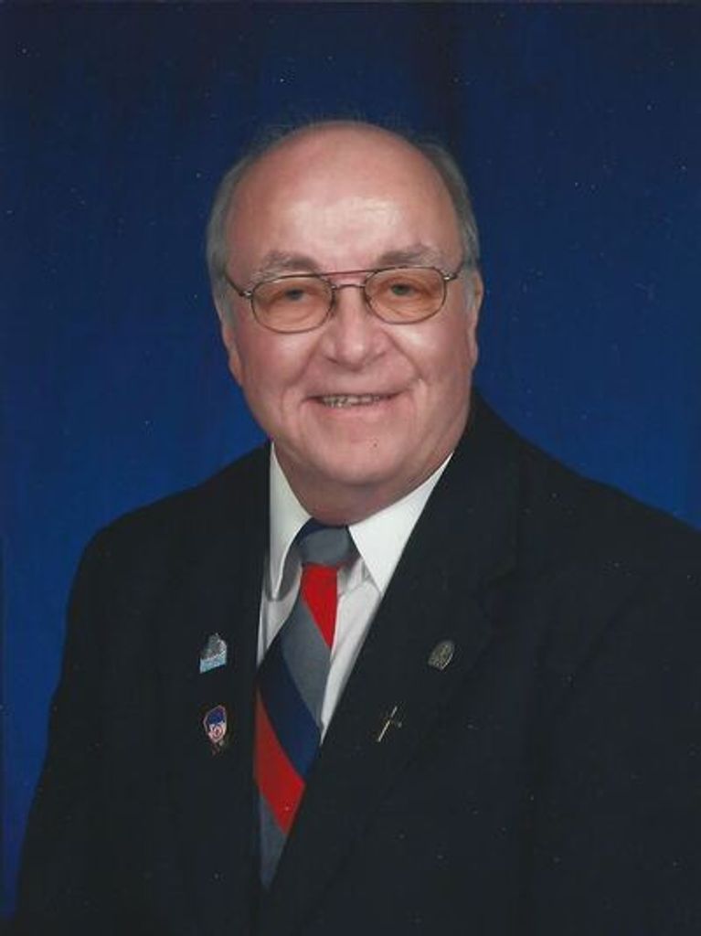 Richard Lyndsay Mavus Profile Photo