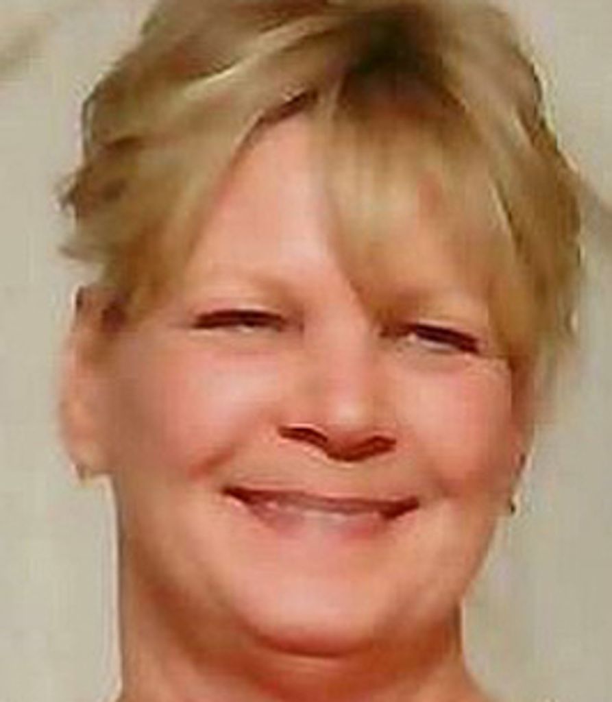 Zorka Carlson Profile Photo