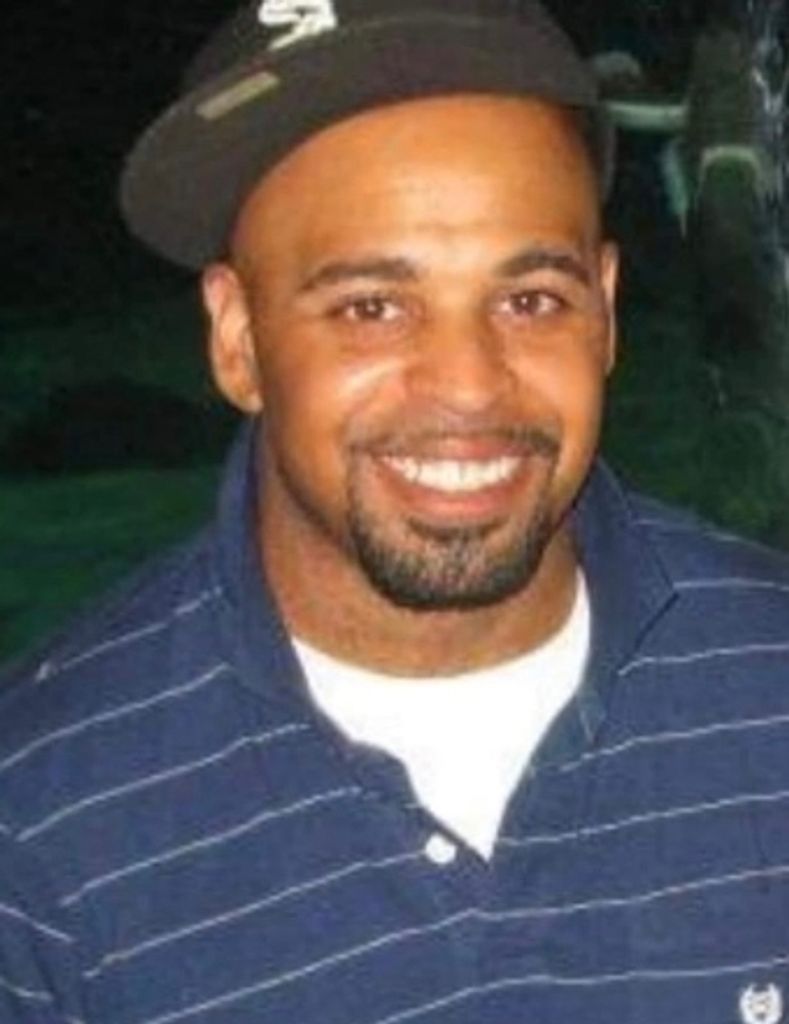 Deris Jermaine Hill Profile Photo