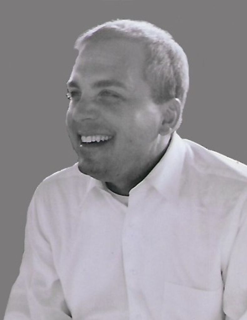 Robert "Bob" Briddell
