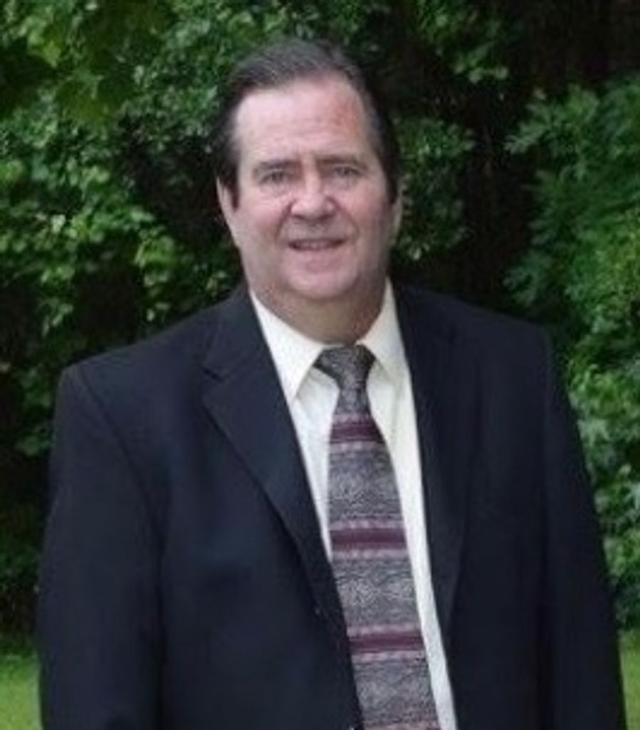 Russell Kennington Profile Photo