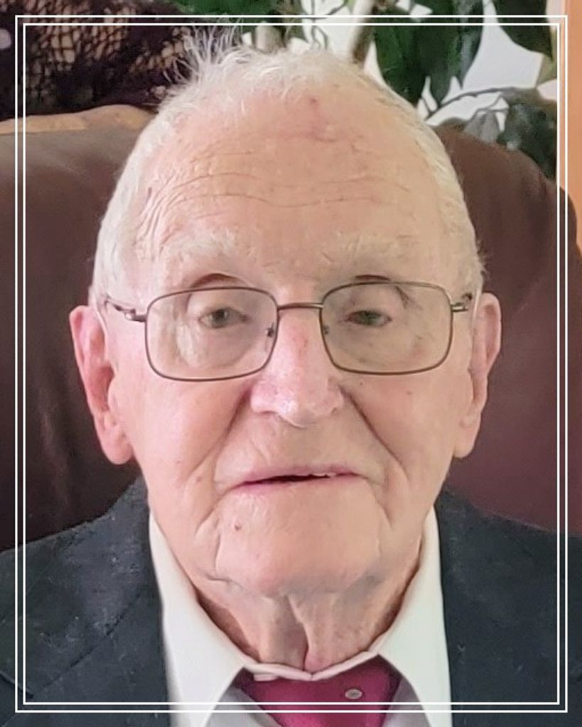 Dale Eugene Overmyer Profile Photo