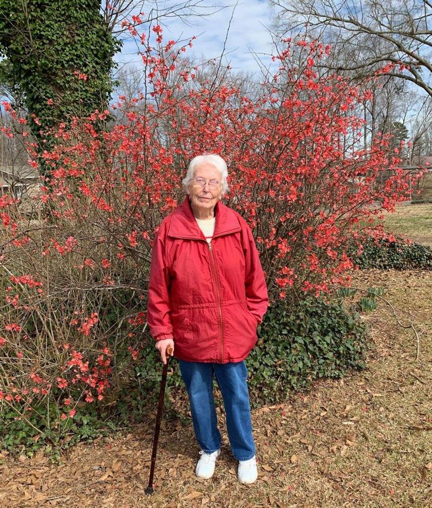 Ruth Burr White Profile Photo